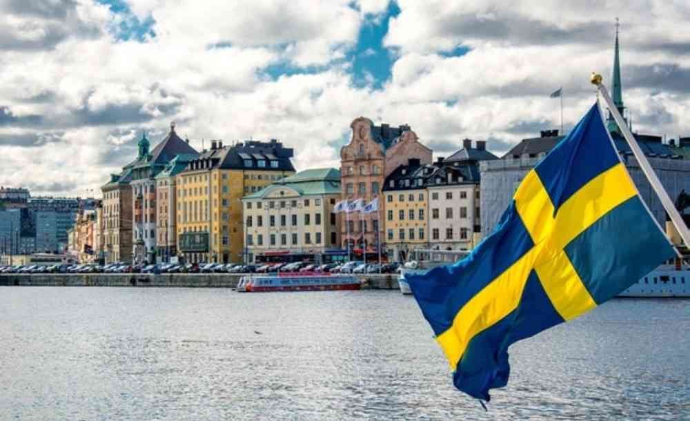 الهجرة الى السويد