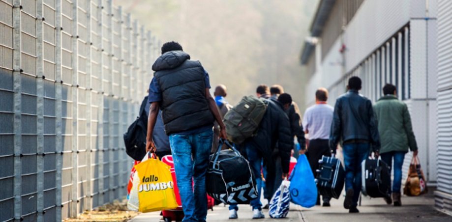 الرواتب في هولندا للاجئين