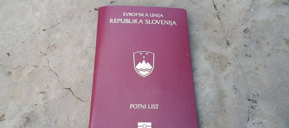 كيف التقديم للحصول على الجنسية في سلوفينيا
