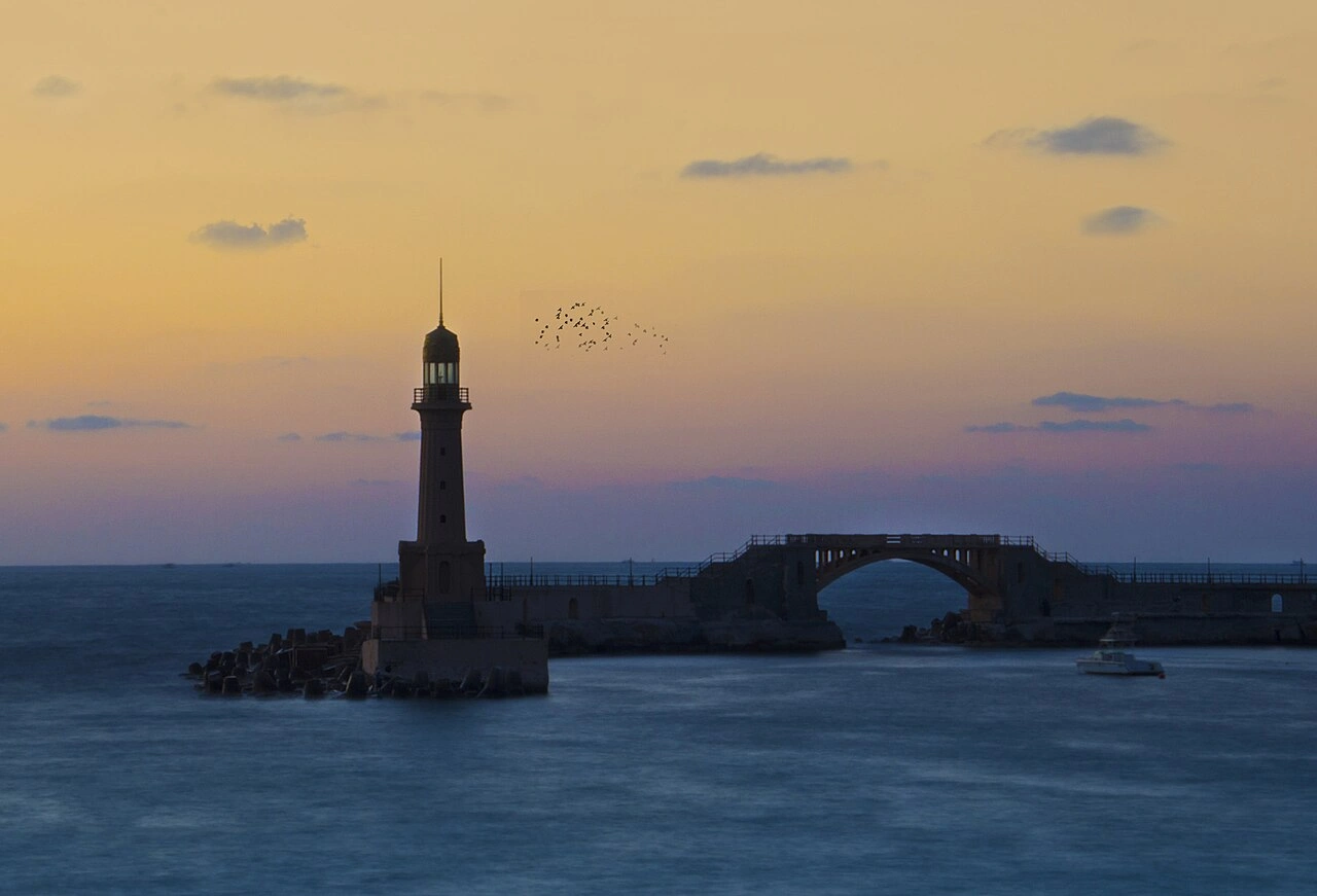 عجائب الدنيا السبع القديمة والحديثة -منارة الإسكندرية