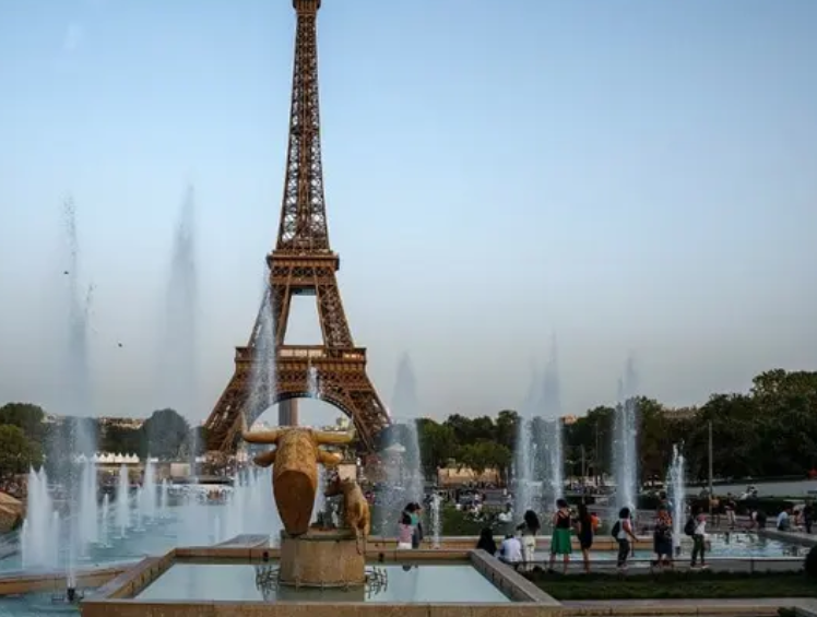 باريس تواجه أول موجة حرّ خلال شهر أيلول