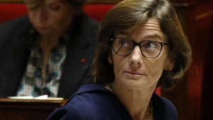 وزيرة الصحة الجديدة لماكرون متورطة في فضيحة رشوة