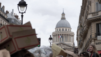 عمال جمع القمامة في باريس يهددون بالإضراب الموسع خلال الألعاب الأولمبية