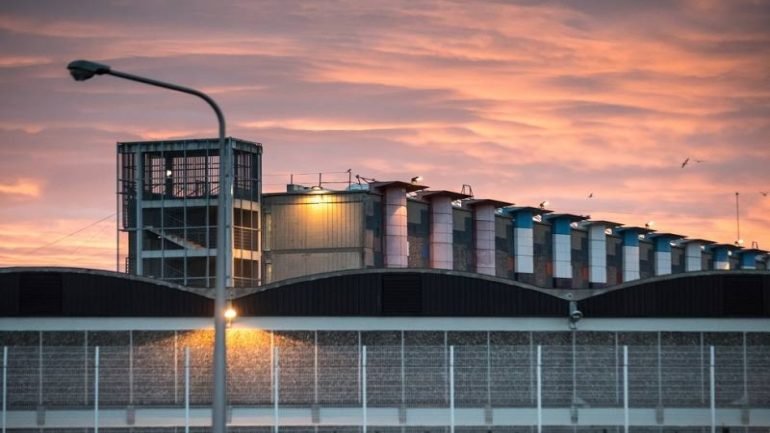 فرنسا تسحب الجنسية الفرنسية من مهاجر مغربي..وهذه التفاصيل! سحب جنسية