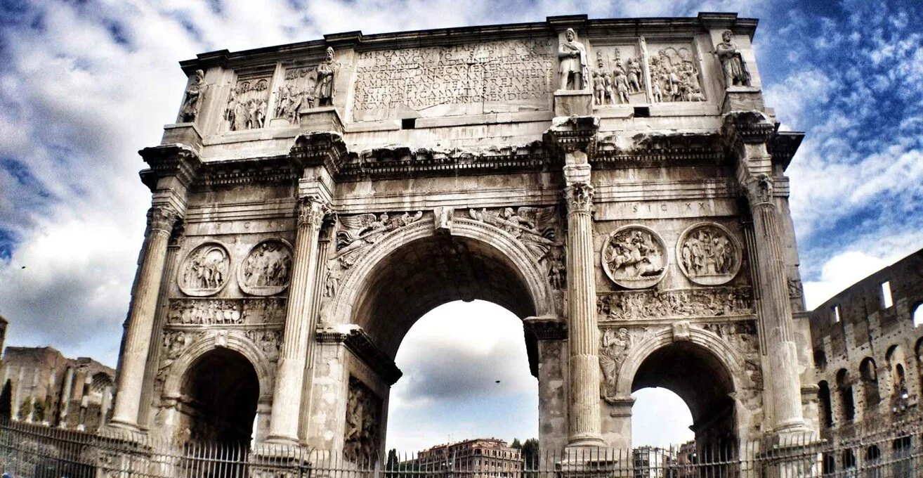 قوس قسطنطين: السياحة في روما