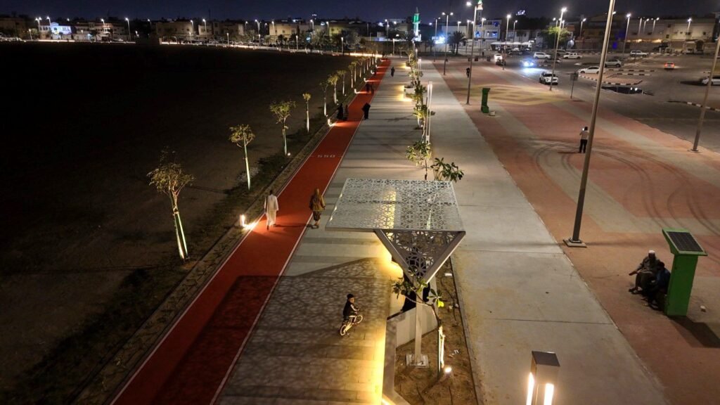 ممشى غرناطه في الرياض