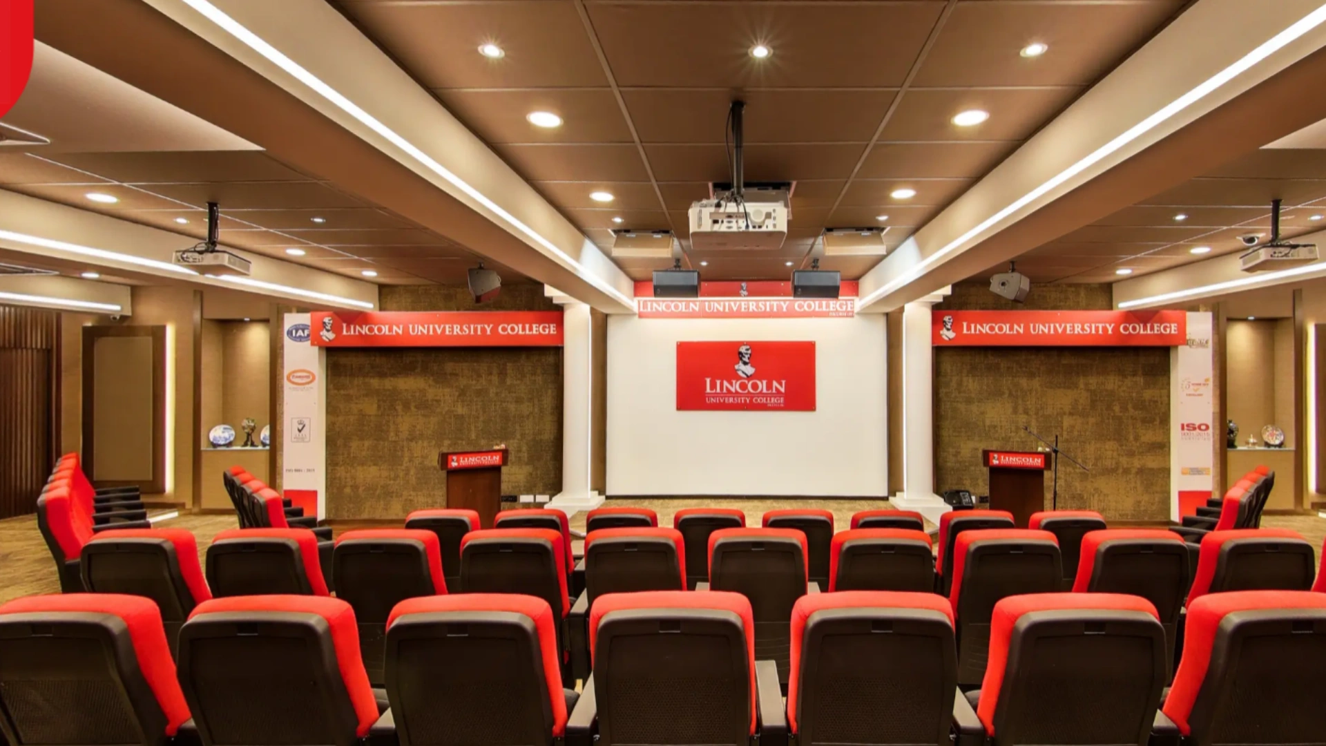 شروط القبول في جامعة لينكولن ماليزيا