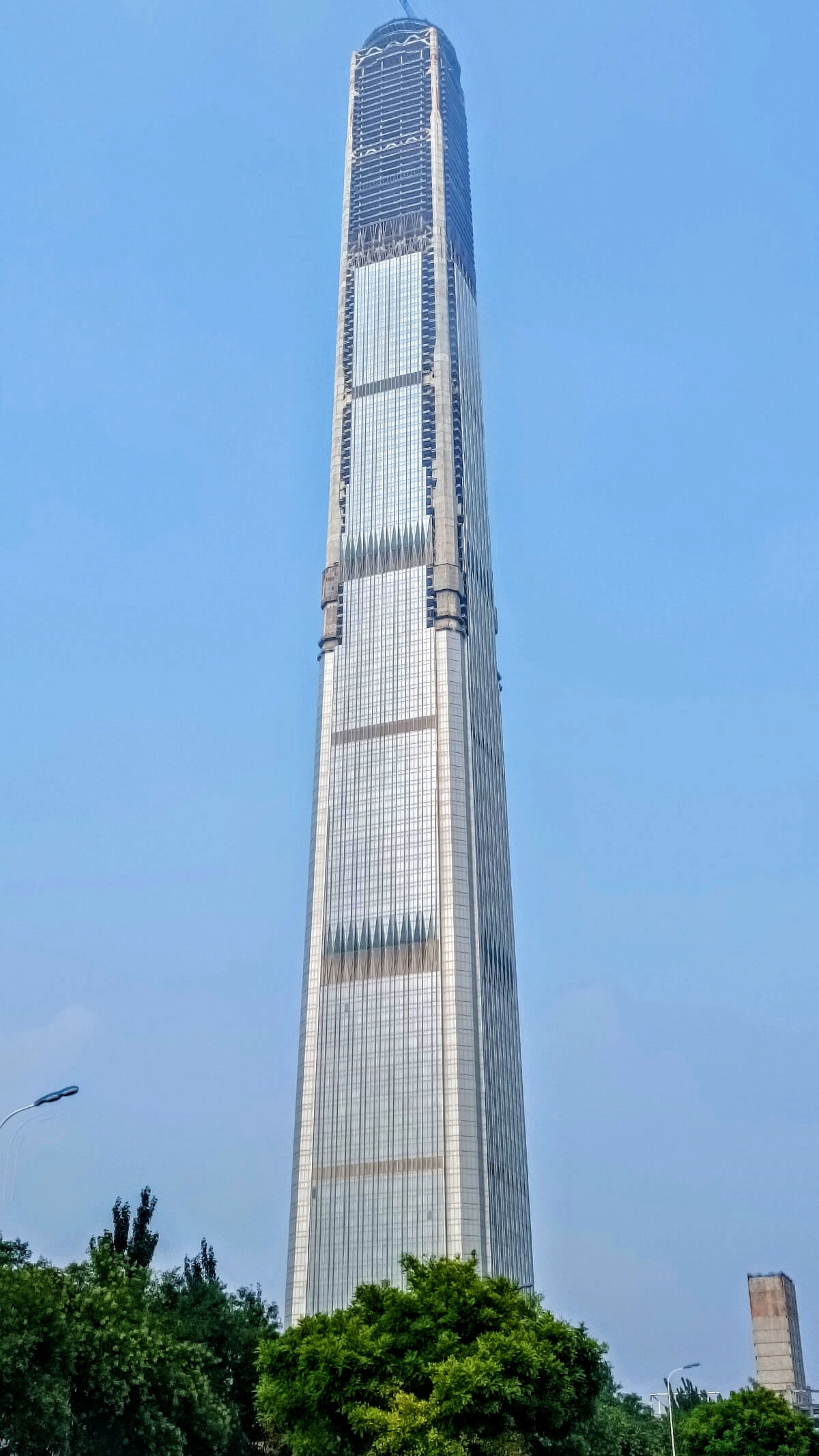 اطول برج في العالم من دبي إلى شنغهاي -غولدين فاينانس 117