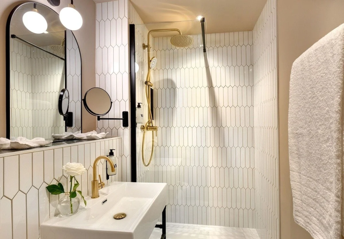 ماذا تقدم لك فنادق الخمس نجوم؟ معايير نظافة وأمان لا تقبل المساومة