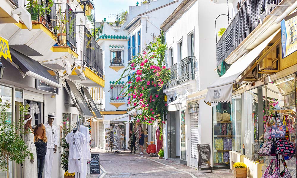 Marbella Old Town في ملقا \اماكن سياحية في ملقا اسبانيا 