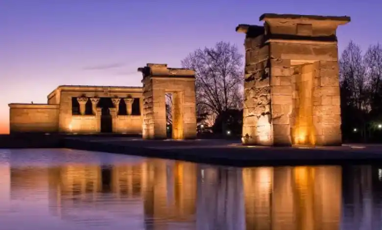 معبد ديبود Templo de Debod أهم الأماكن السياحية في مدريد للعرب