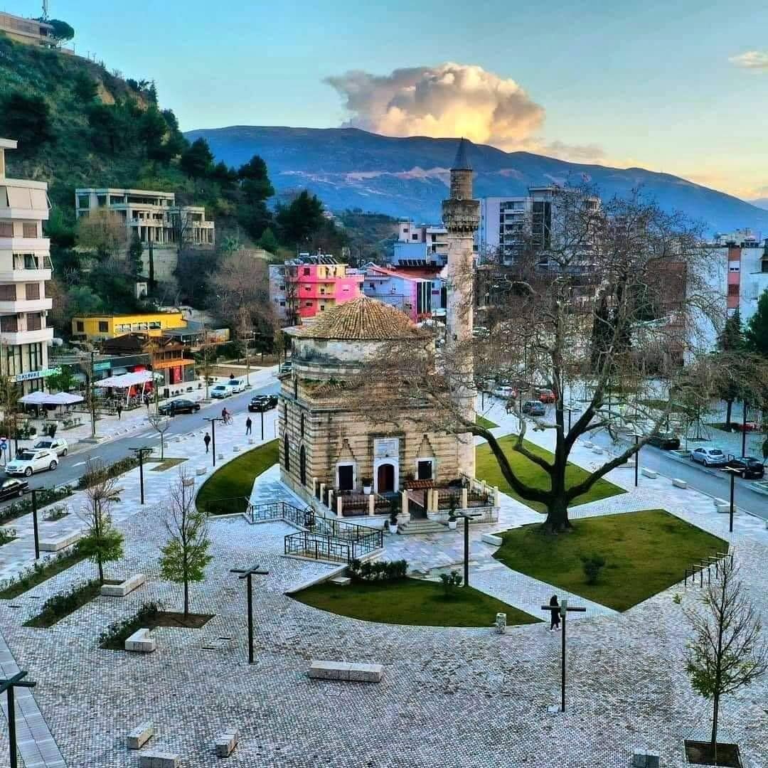فلورا أفضل أماكن سياحية في ألبانيا للعرب