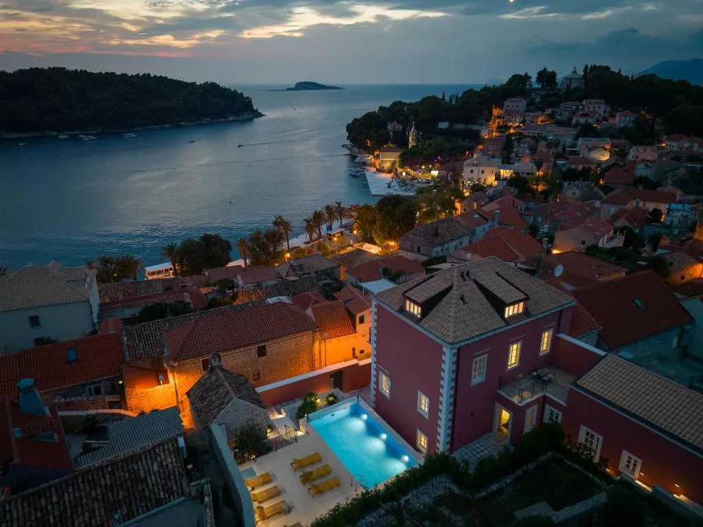 كافتات Cavtat